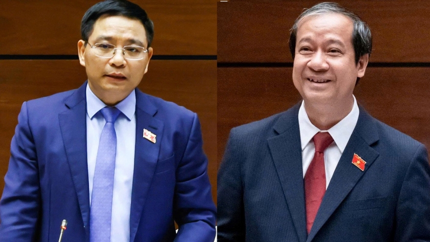 Lawmakers grill ministers about finance and education issues
